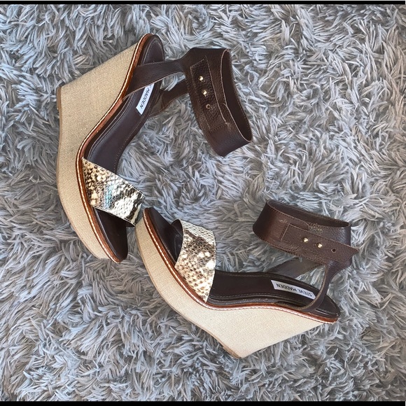 Steve Madden Shoes - Steve Madden wedges